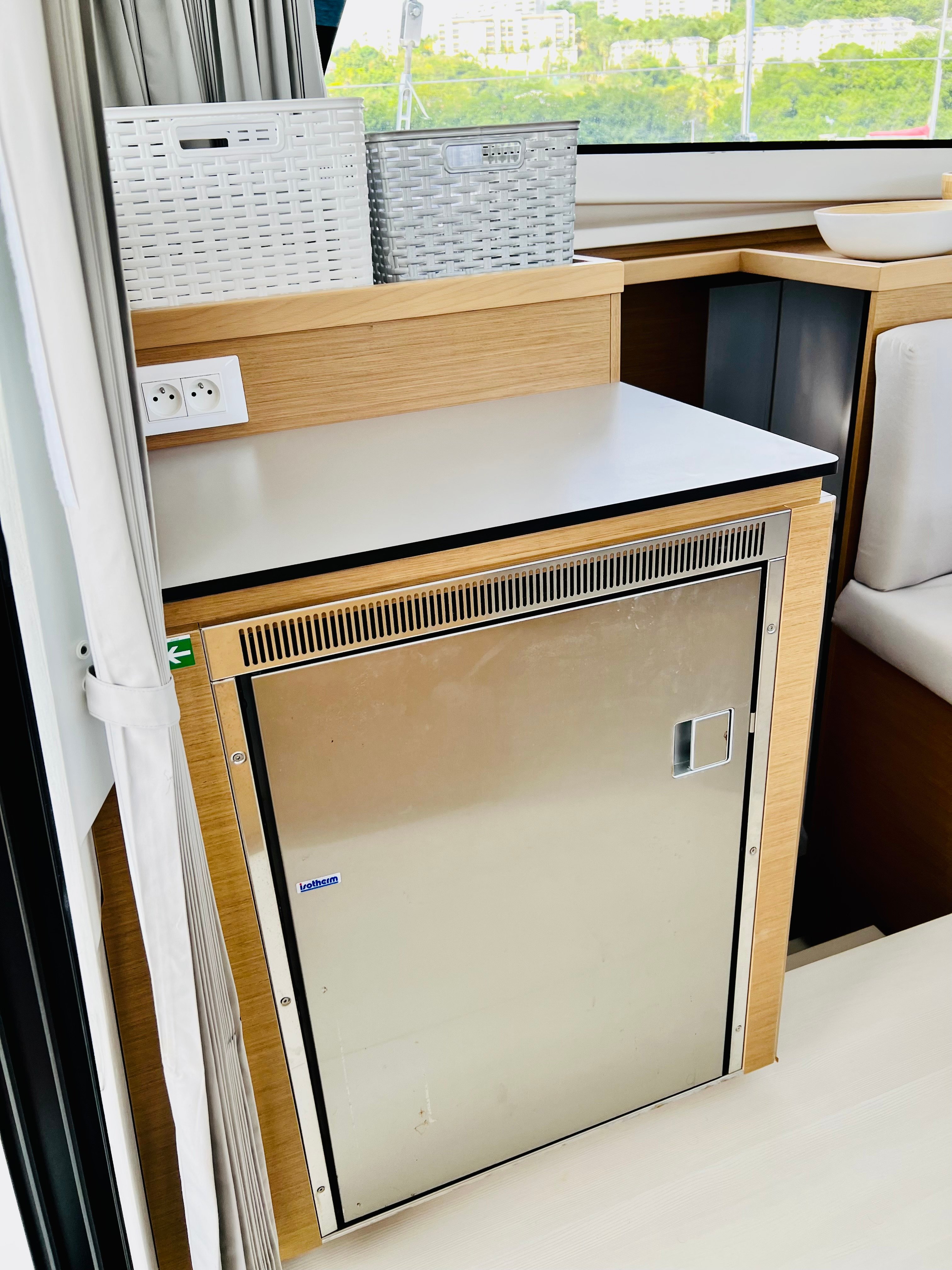 ONE Denia CREWED - Catamaran in Dénia