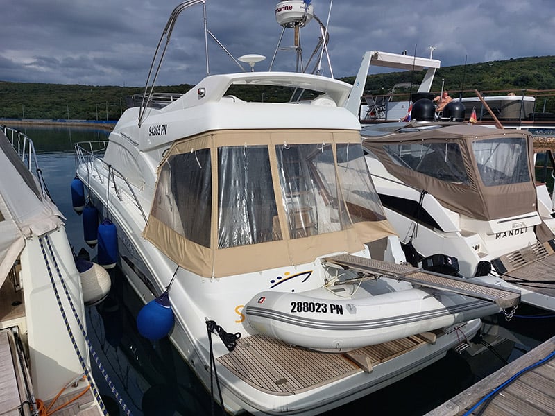 Santin - Motor Yacht in Punat