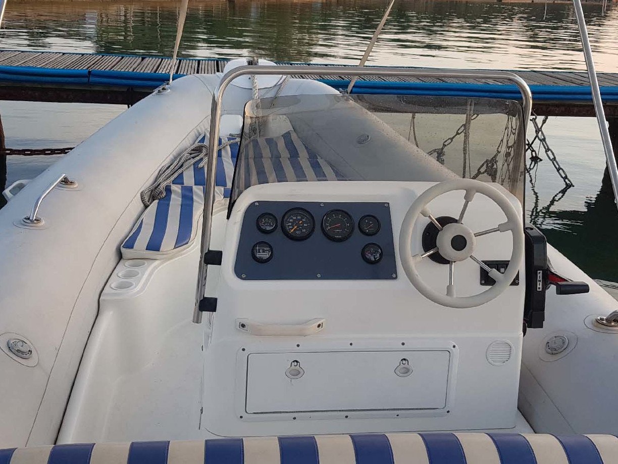 Medline 2 - Motor Yacht in Punat