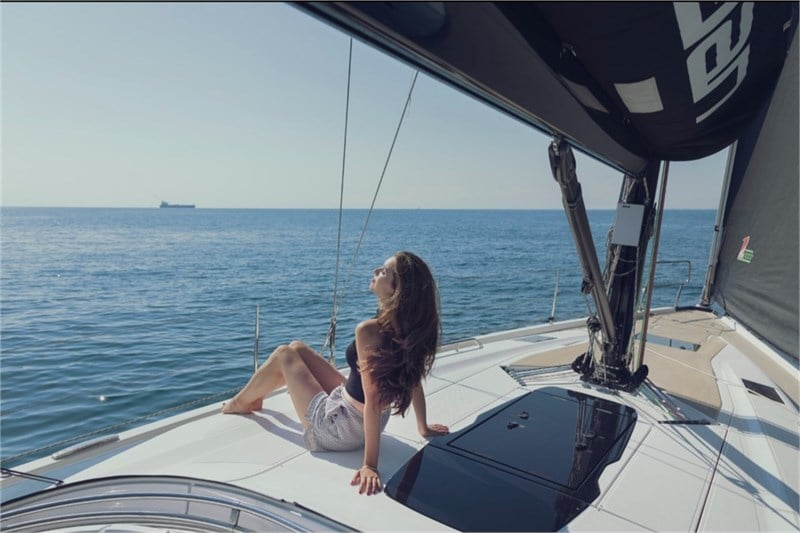 Elena - Sailboat in Alimos