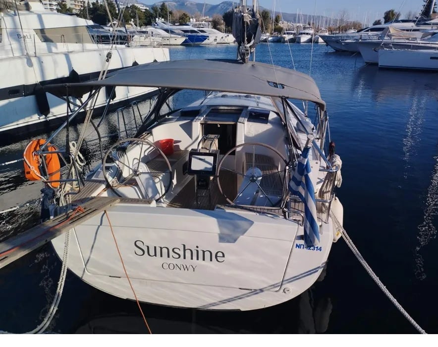 SunShine - Sailboat in Alimos