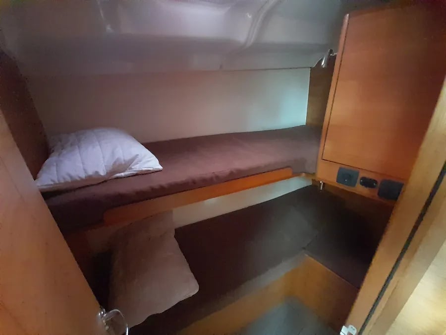 Marialen - Sailboat in Alimos