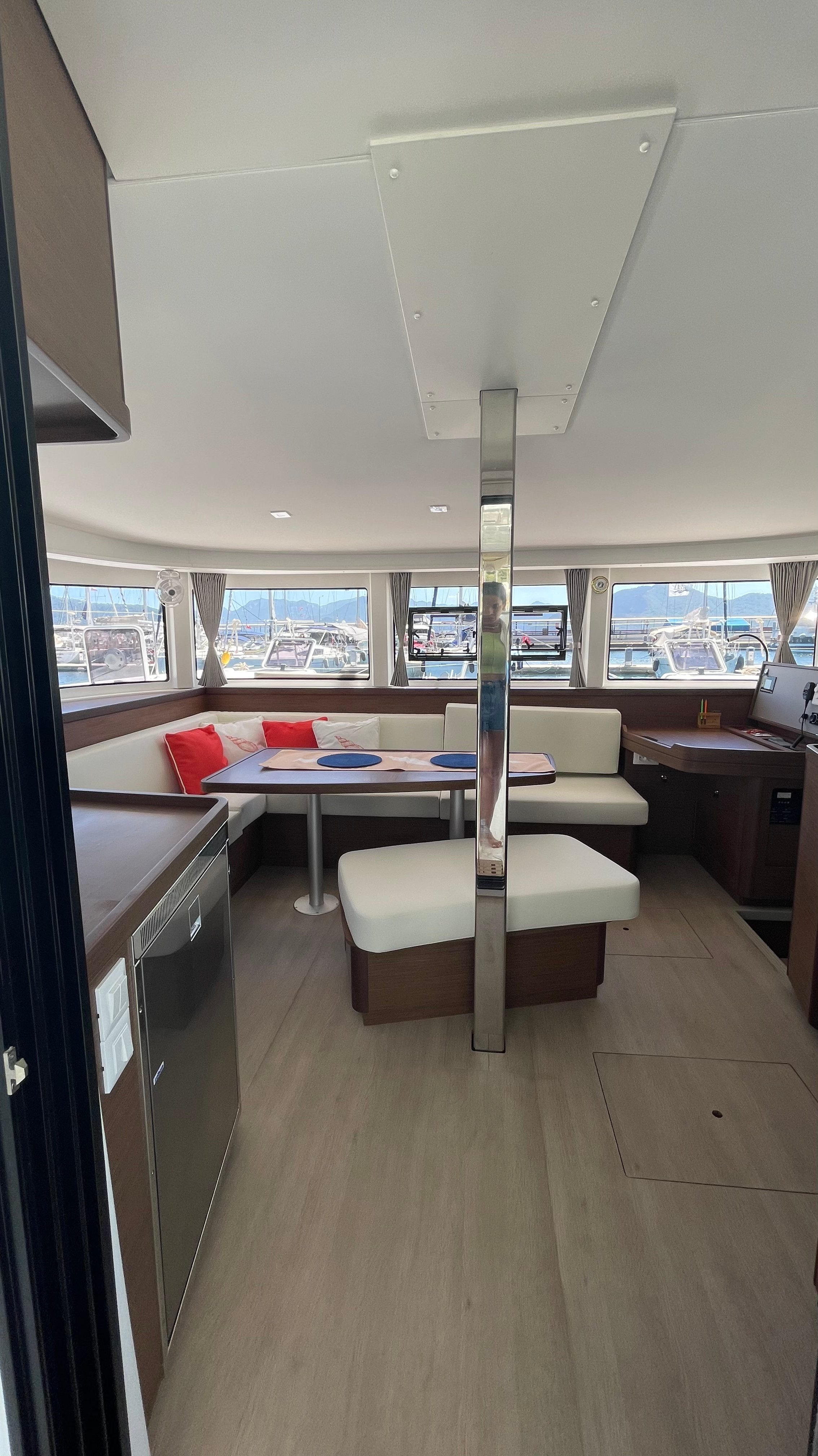 Liquid Asset - Katamaran içinde Marmaris