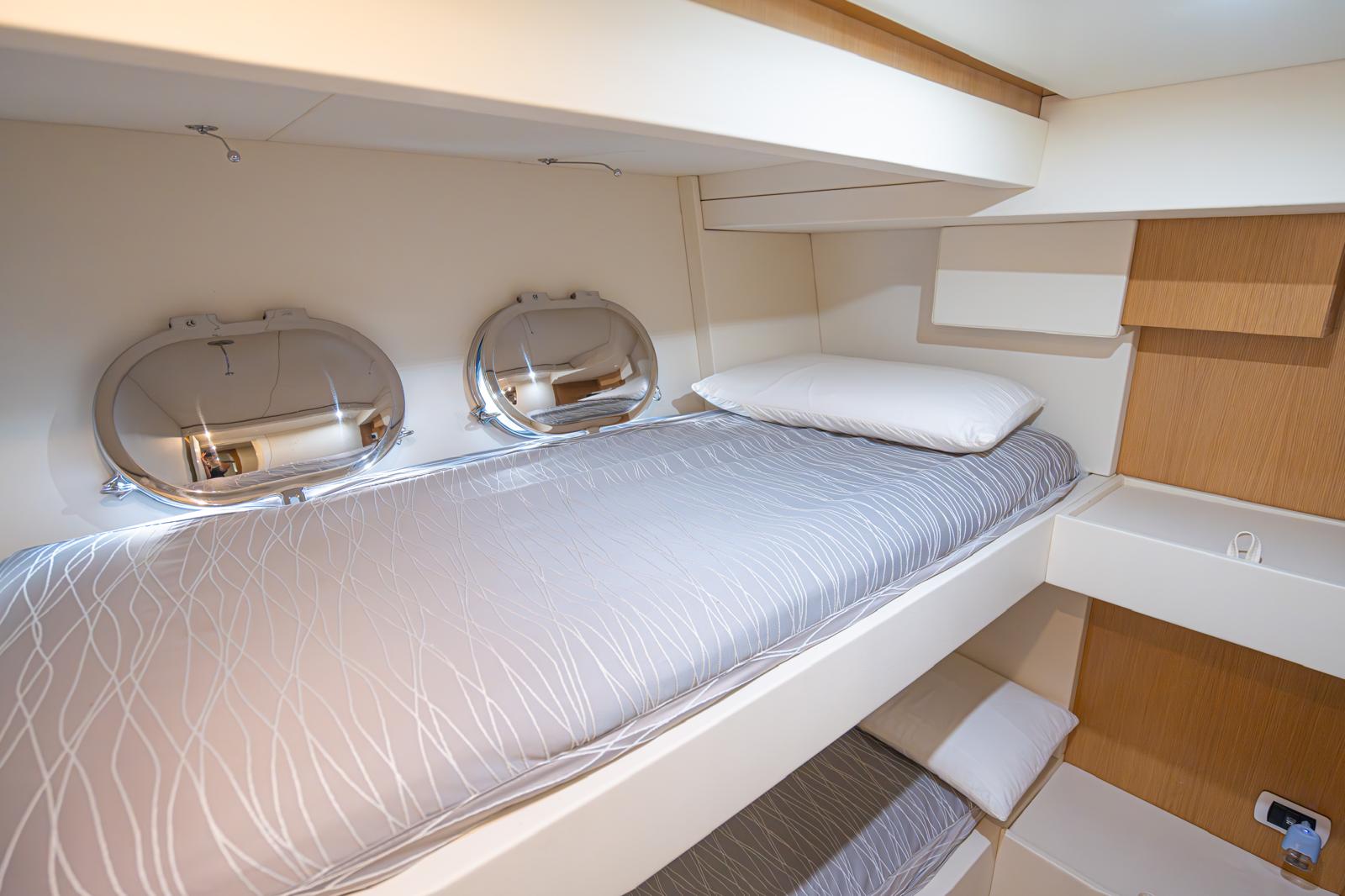 San Lorenzo - Motor Yacht in Ischia