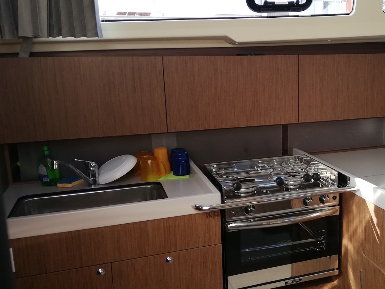 Chica - Sailboat in Vibo Marina