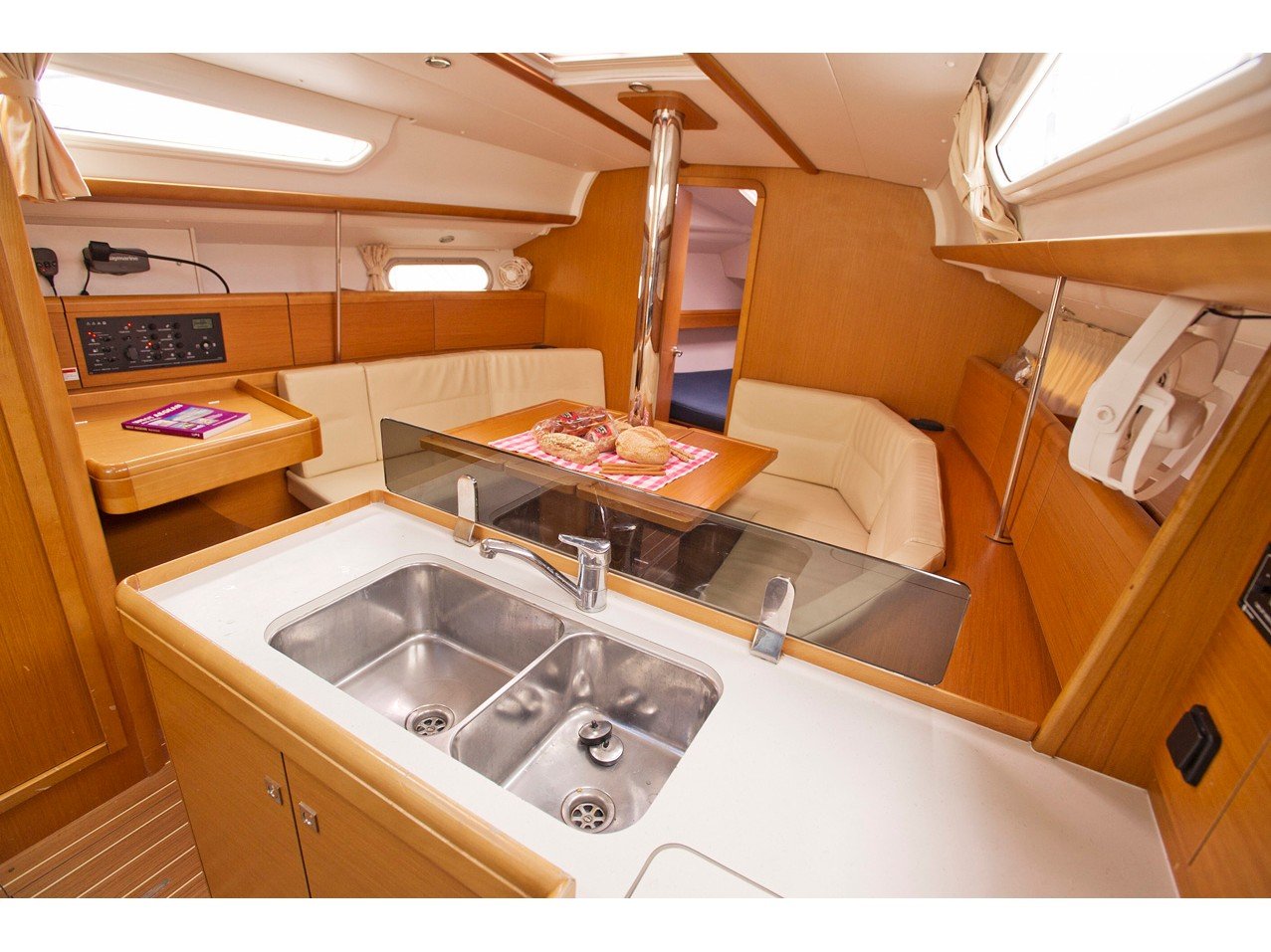 Lauren - Sailboat in Volos