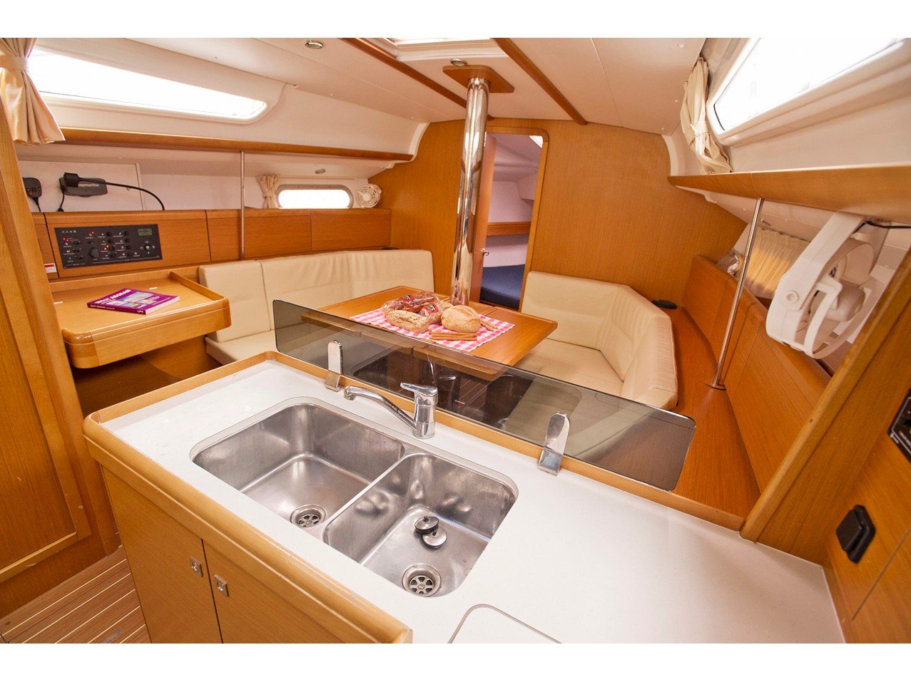 Lauren - Sailboat in Volos