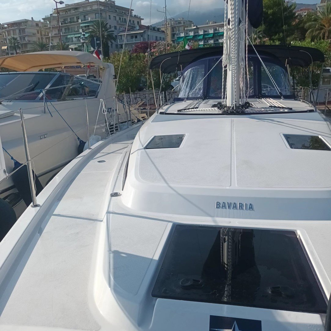 NEW Gioia - Sailboat in Vibo Marina