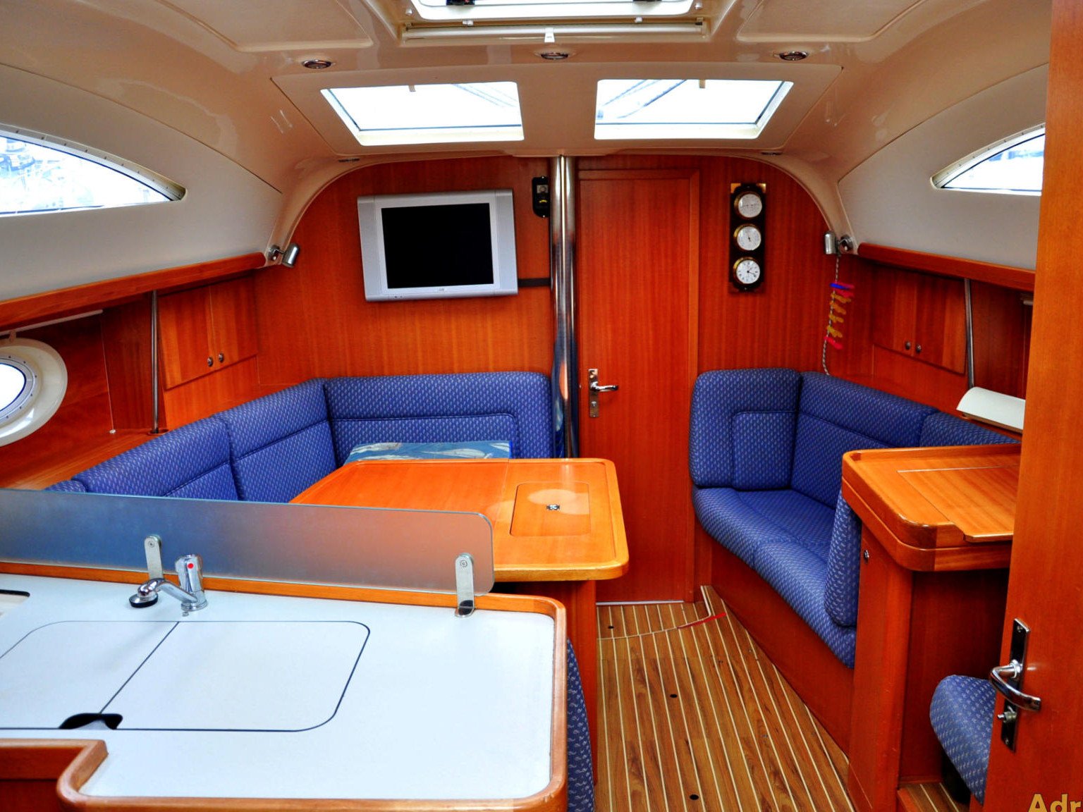 Orca. O - Sailboat in Izola