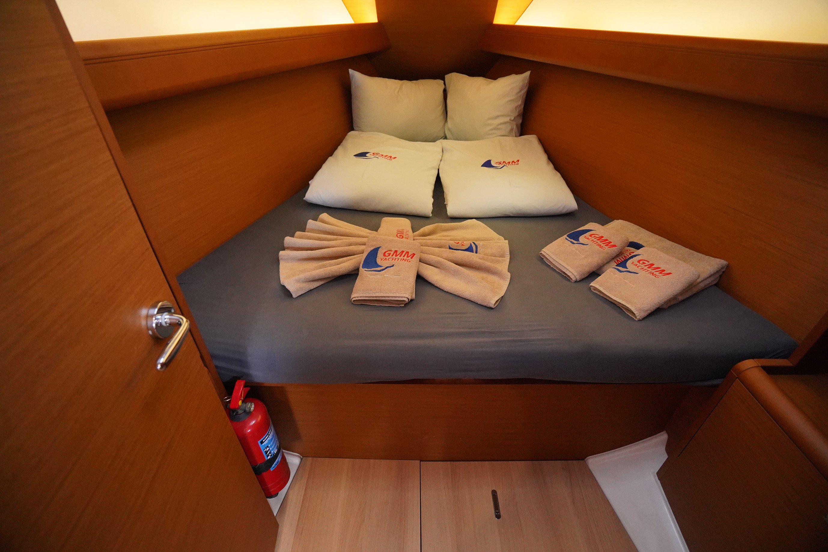 Gin Fizz - Sailboat in Sarıana