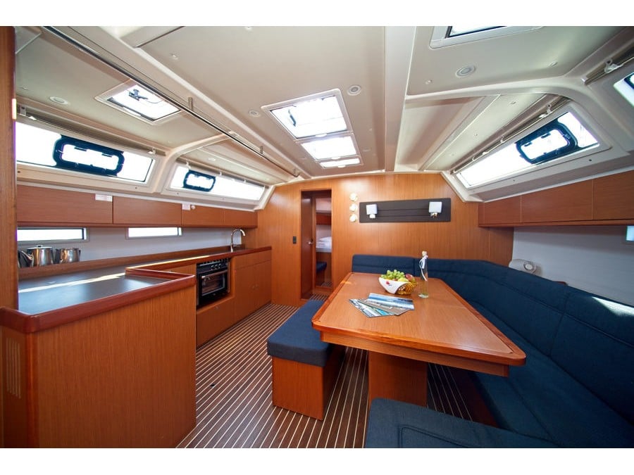 MH 85 - Sailboat in Murter