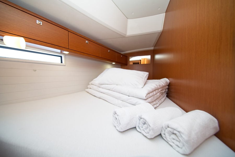 MH 53 - Sailboat in Murter