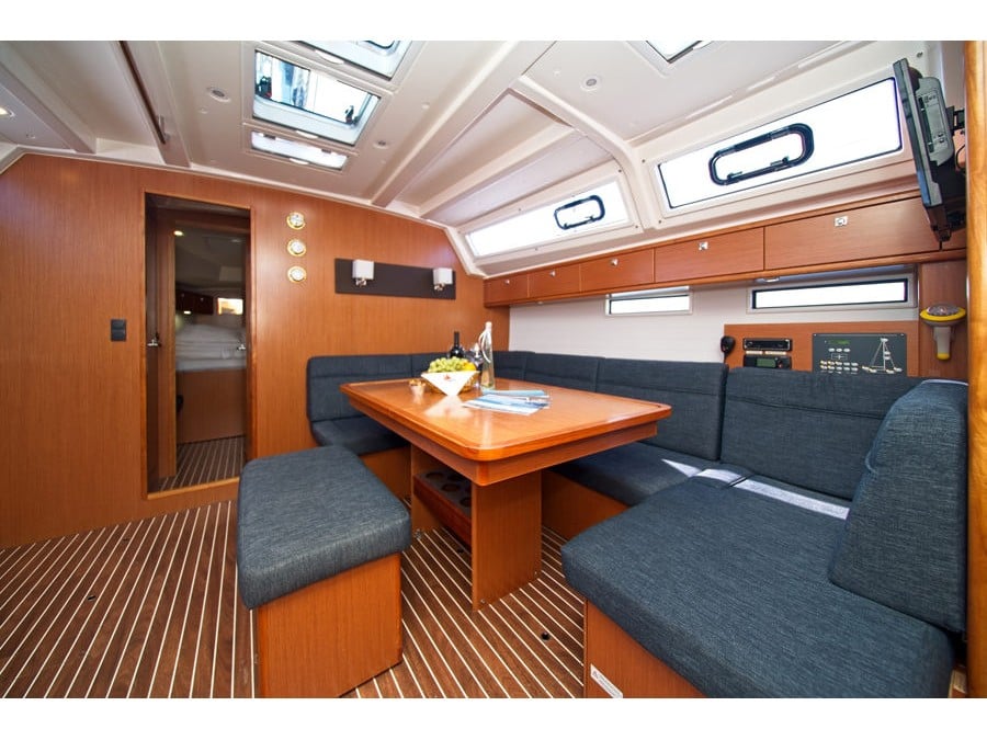 MH 53 - Sailboat in Murter