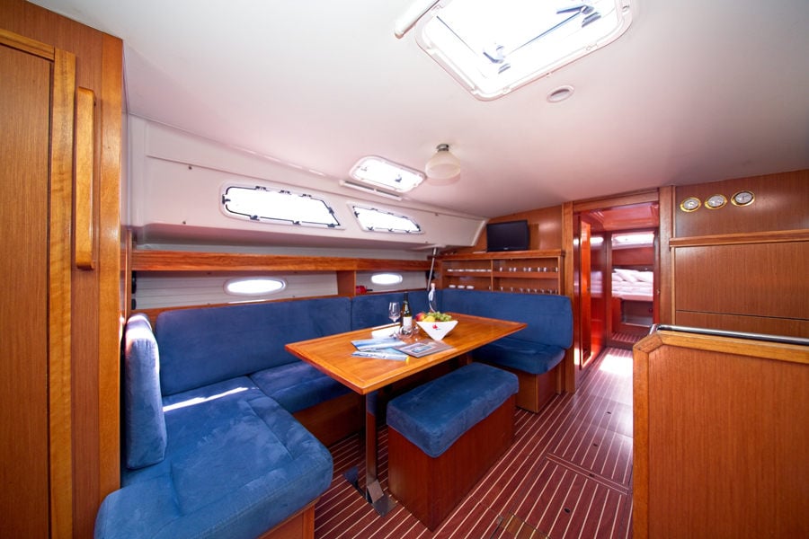 MH 22 - Sailboat in Murter