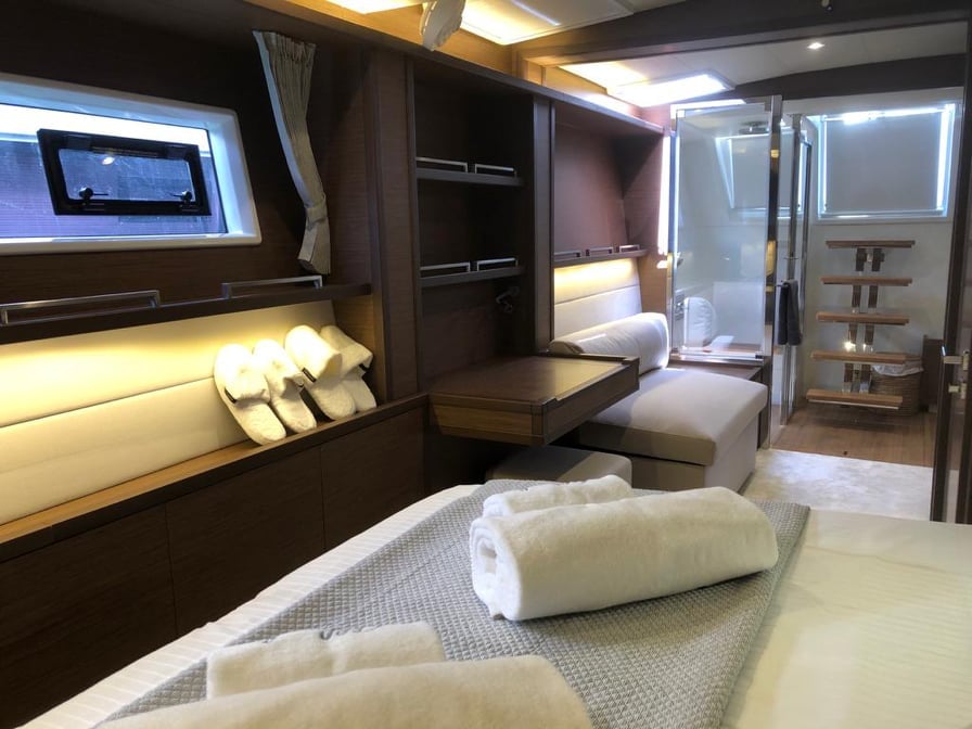 Atlantis - Katamaran içinde Anatoliki Attiki