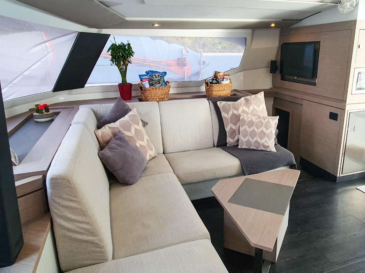 Champs-Elysees - Catamaran in Road Town