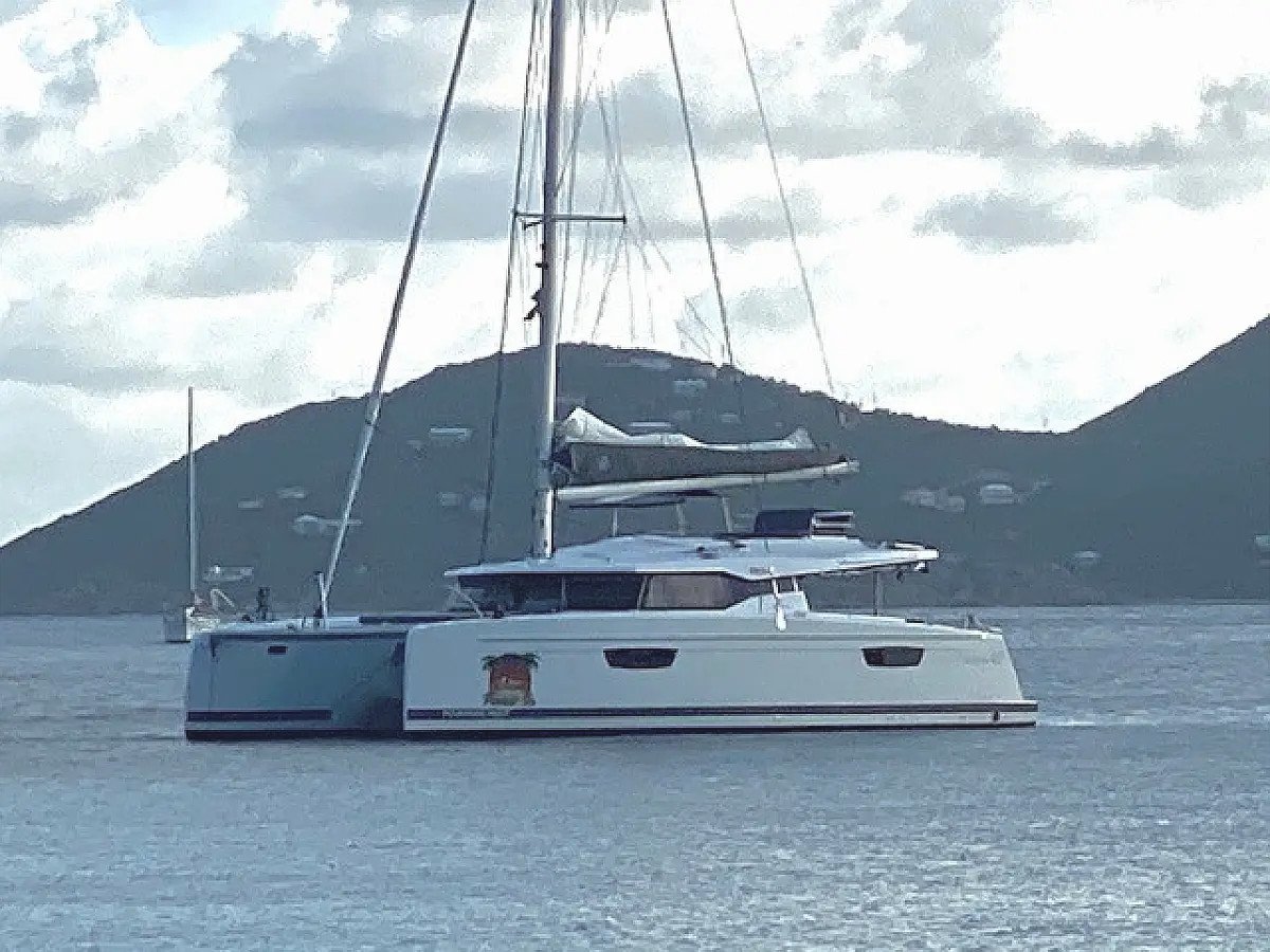 Parrot Ice - Catamaran in Road Town