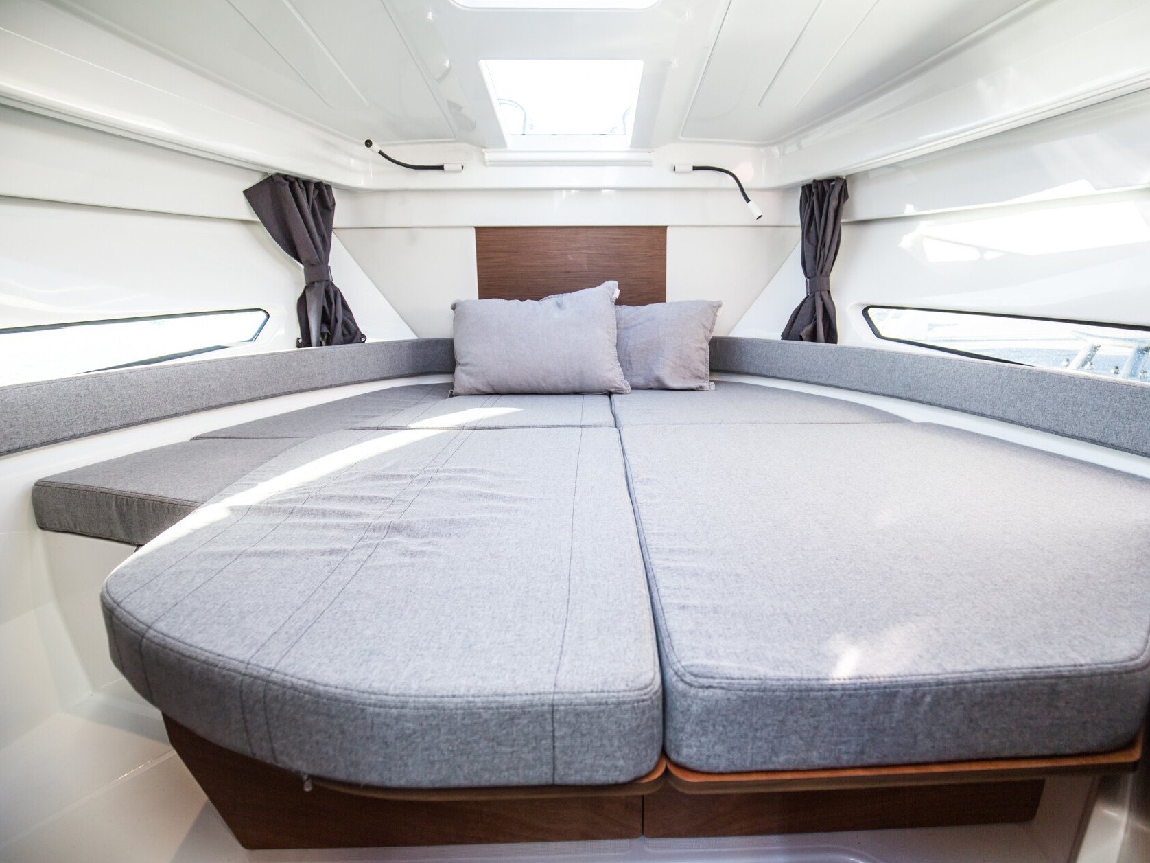 MiniOne - Motor Yat içinde Pula