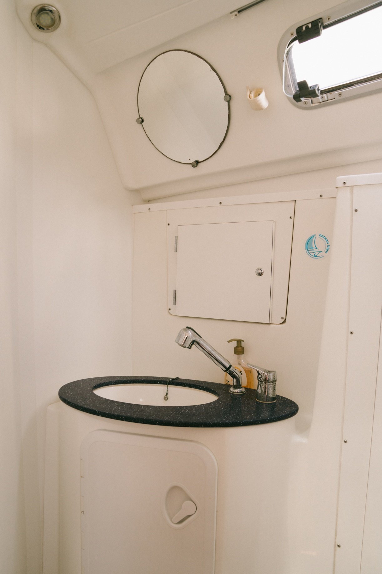 Artemisia - Sailboat in Karagözler