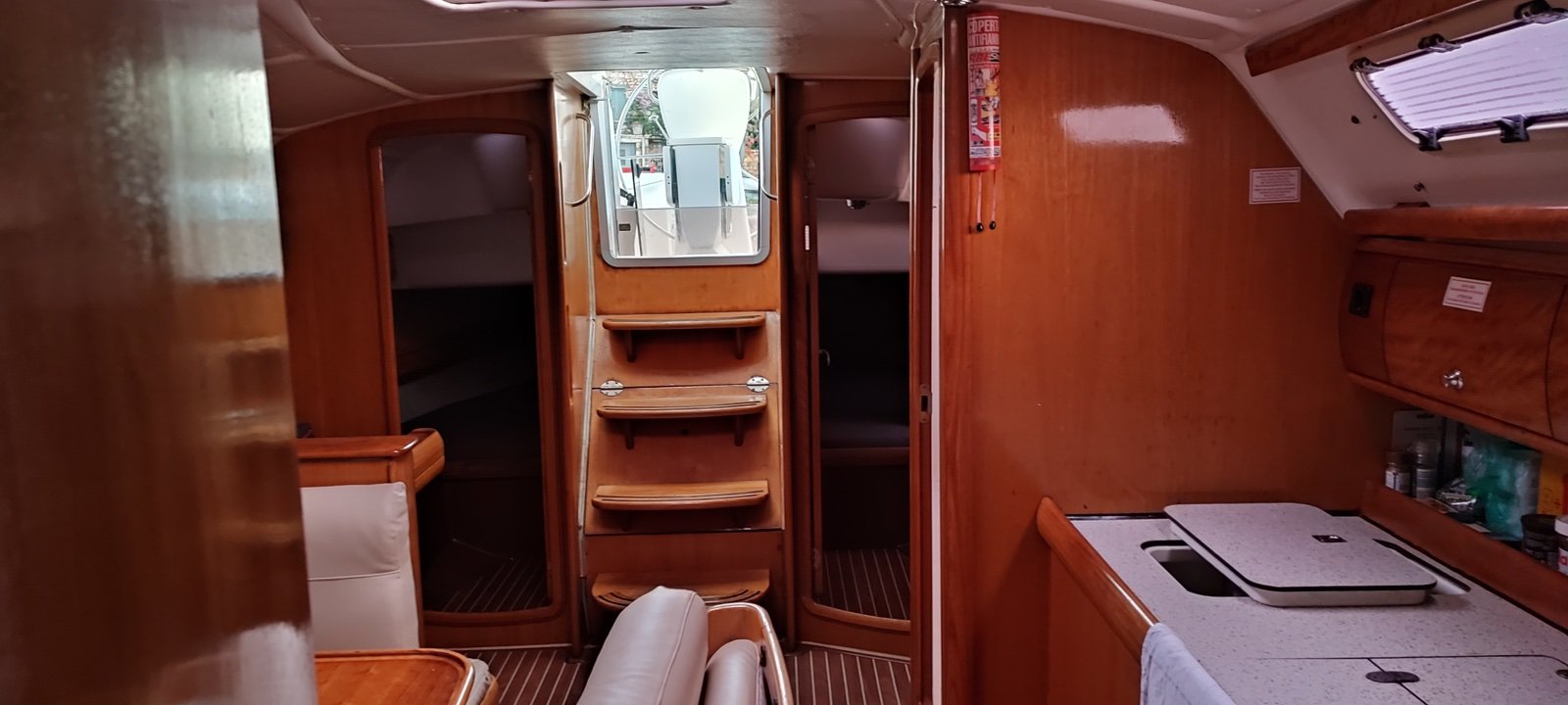 Tritonas - Sailboat in Nidri