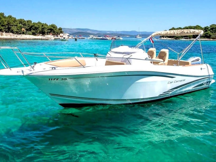 Cap Camarat - Motor Yacht in Trogir