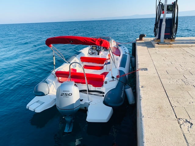 Marlin 790 - Motor Yacht in Trogir