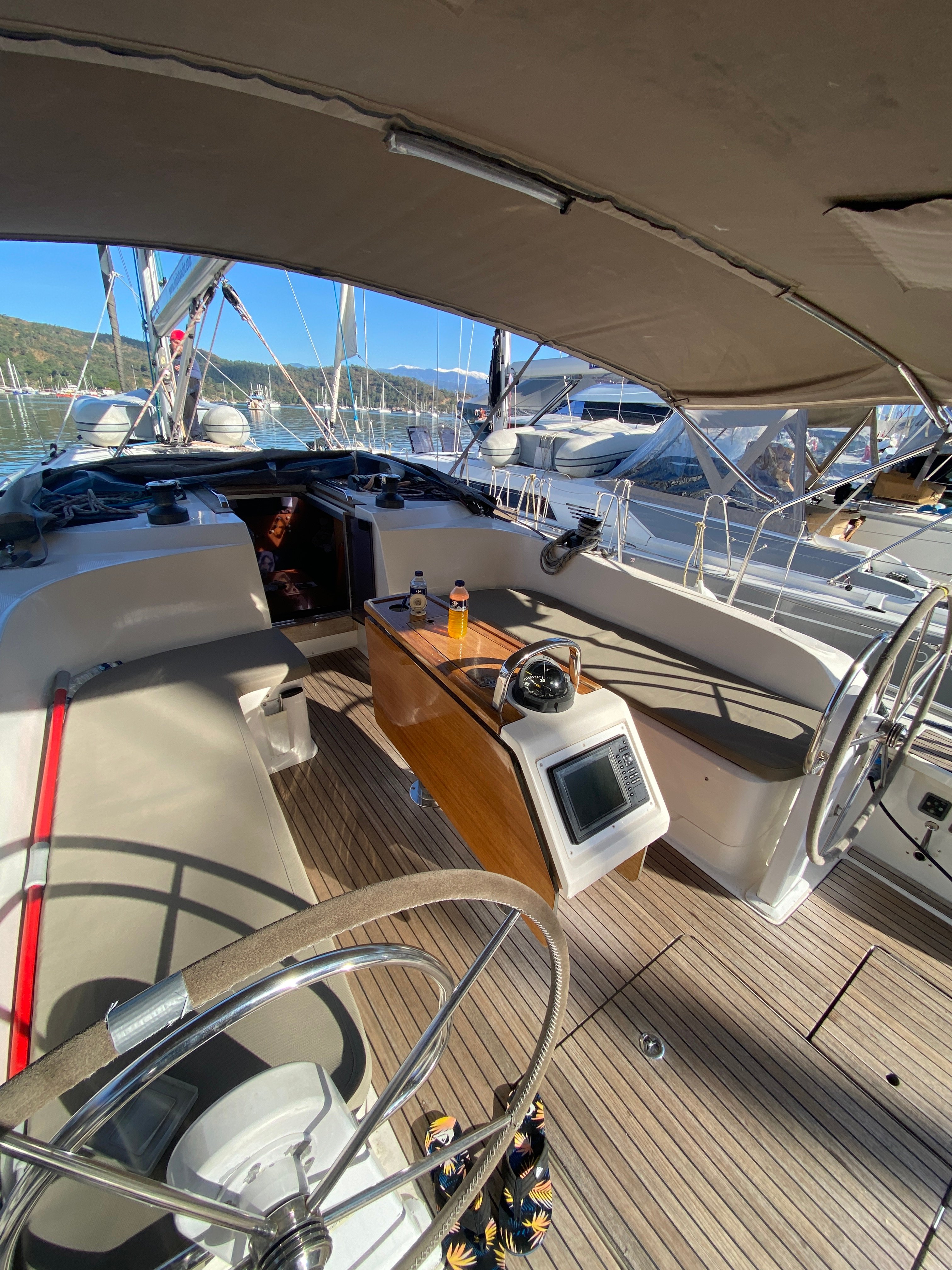 Zulu - Sailboat in Karagözler