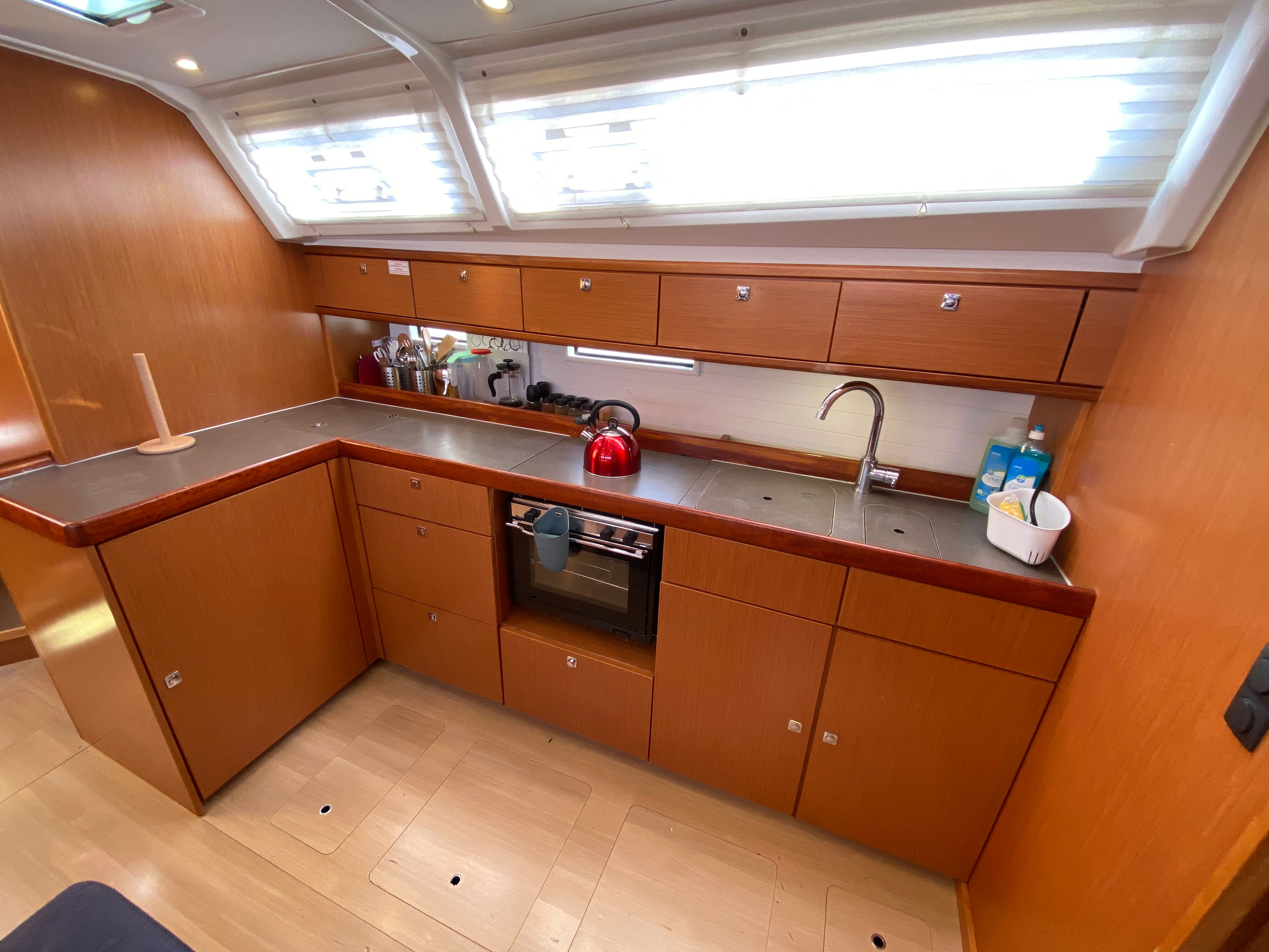 Zulu - Sailboat in Karagözler