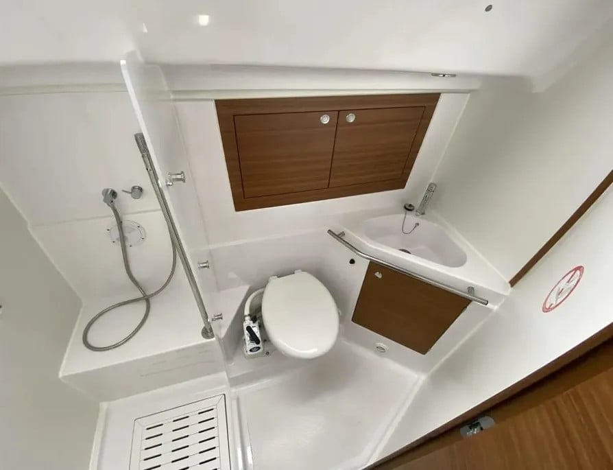 EISNER - Yelkenli içinde Šibenik