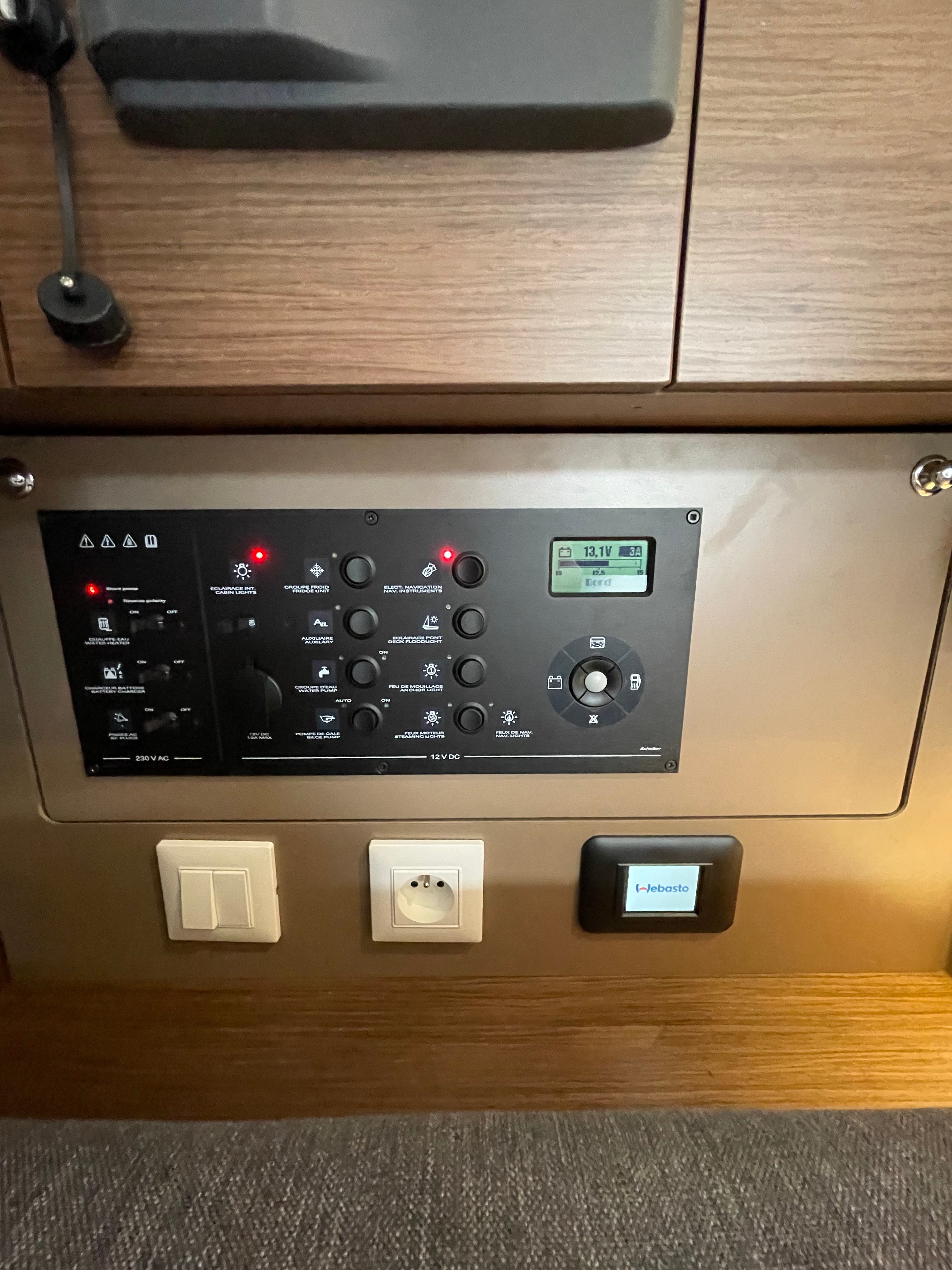 Cocco - Yelkenli içinde Šibenik