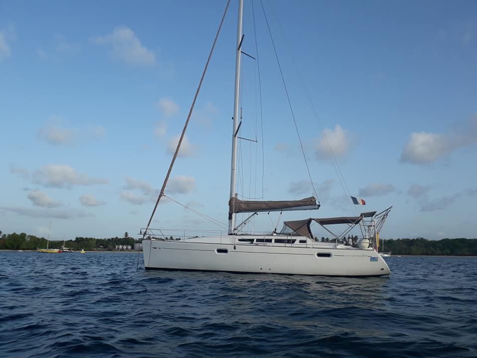 No Mad - Sailboat in Le Marin