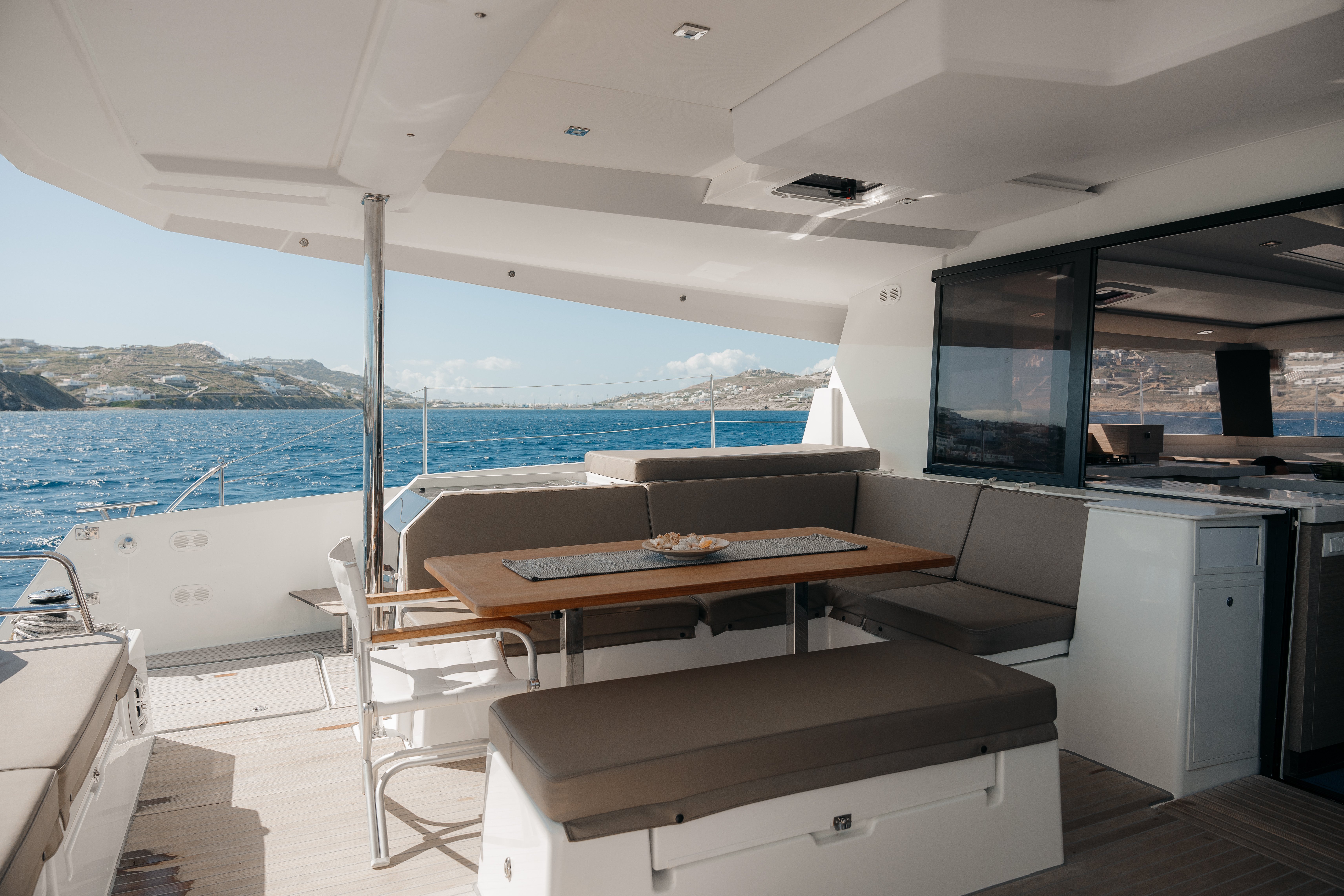 White Coral - Catamaran in Mikonos