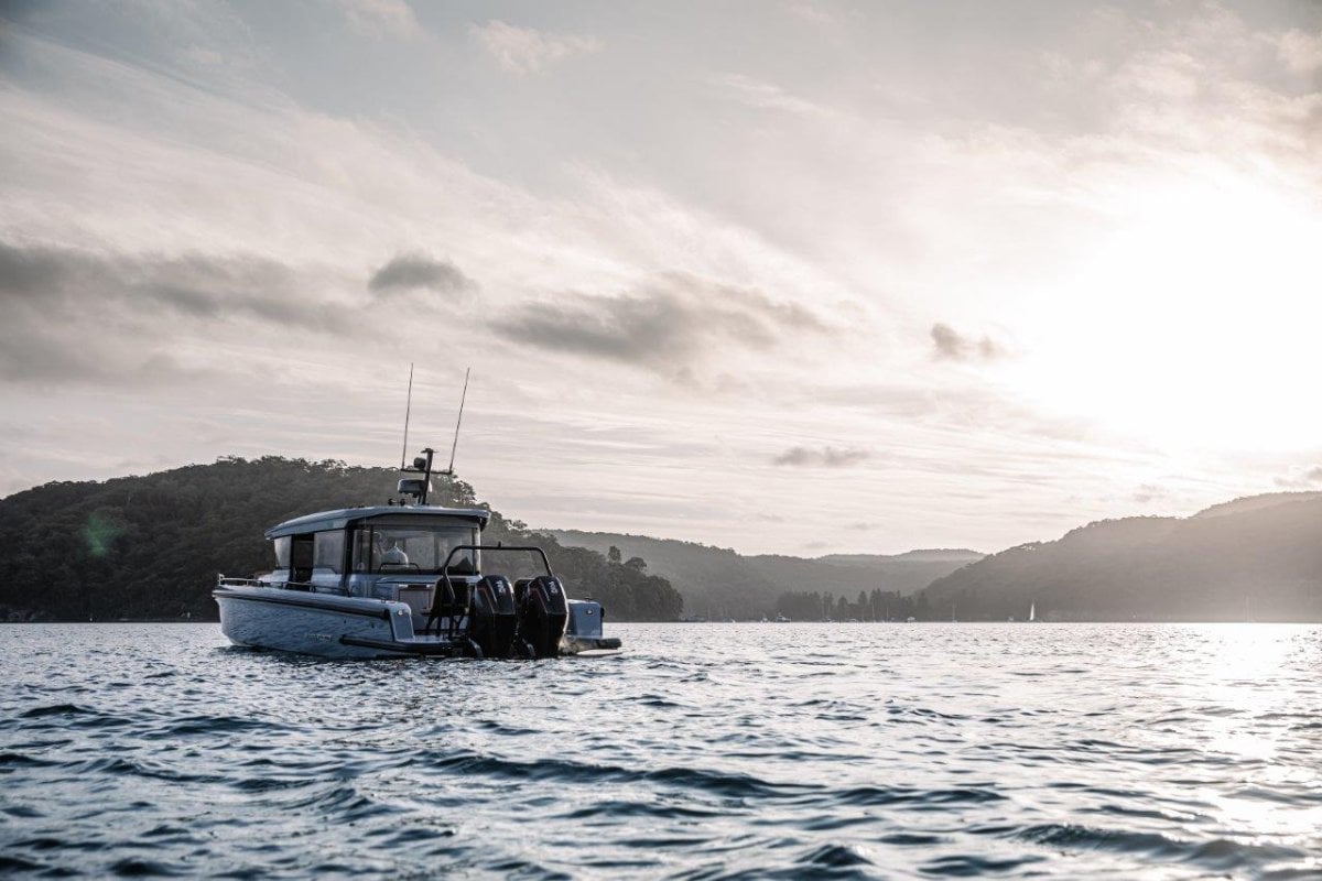 Voreus - Motor Yat içinde Mikonos