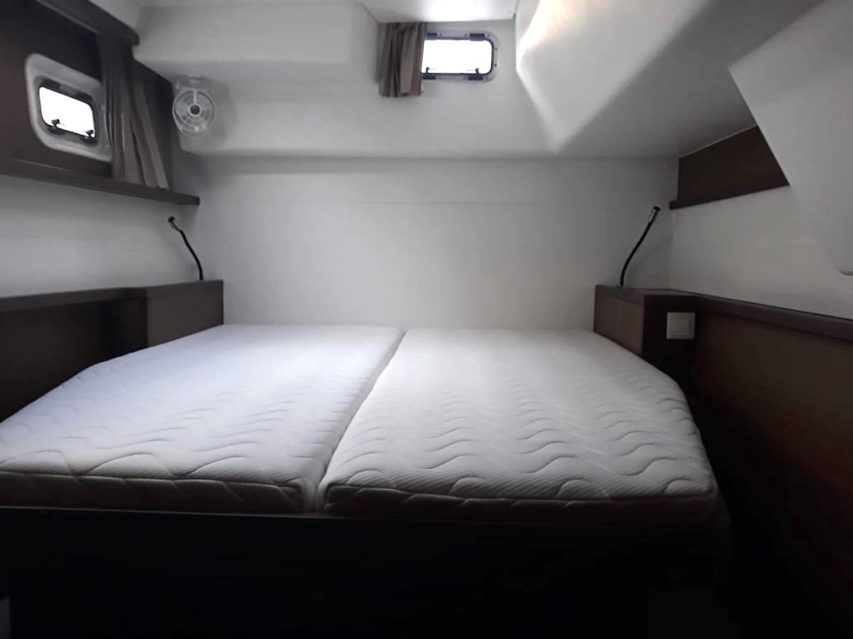 Escapade - Katamaran içinde Alimos