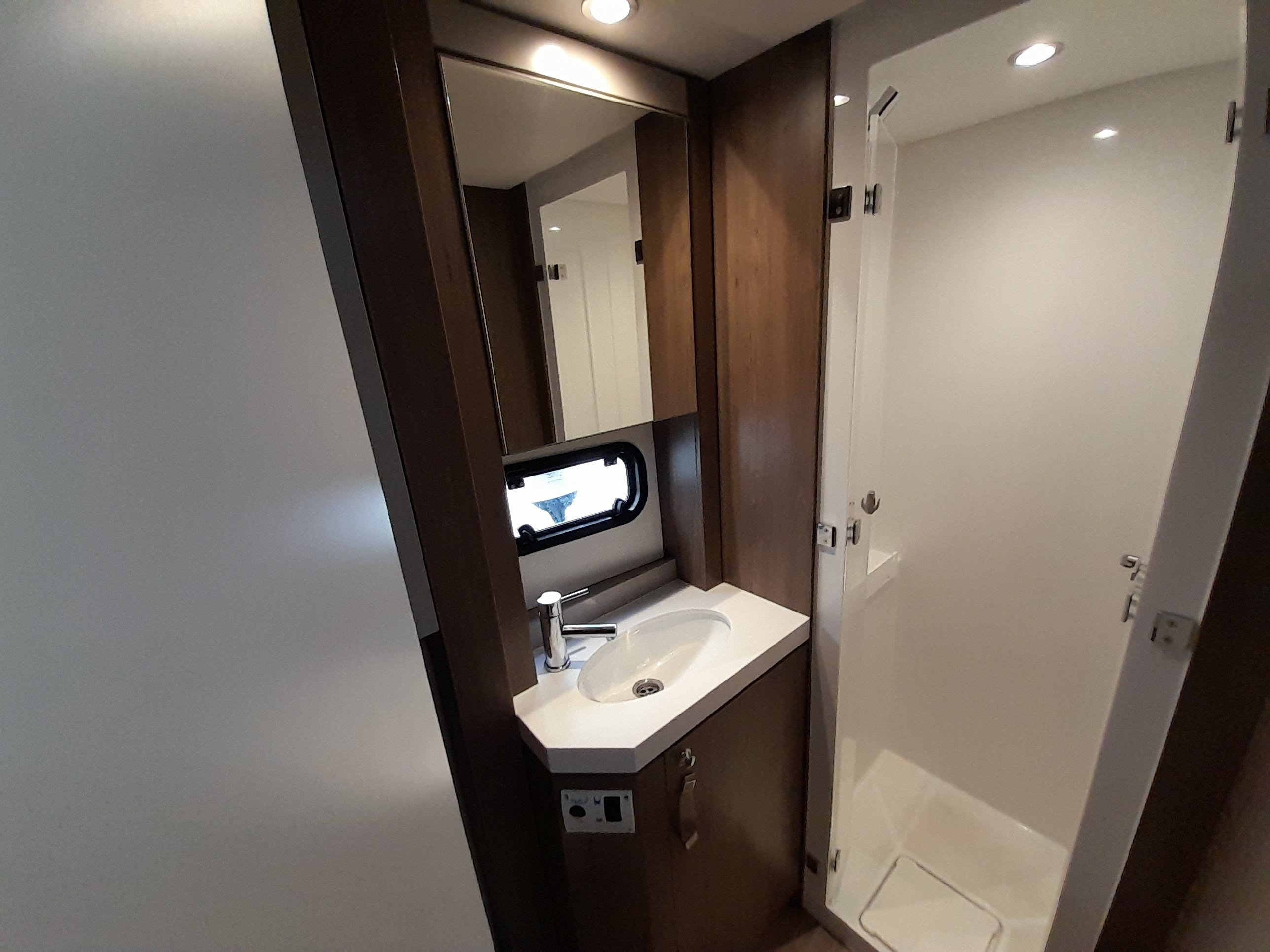 Atlantis - Catamaran in Alimos