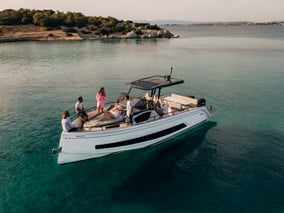 Apollo - Motor Yacht in Alimos