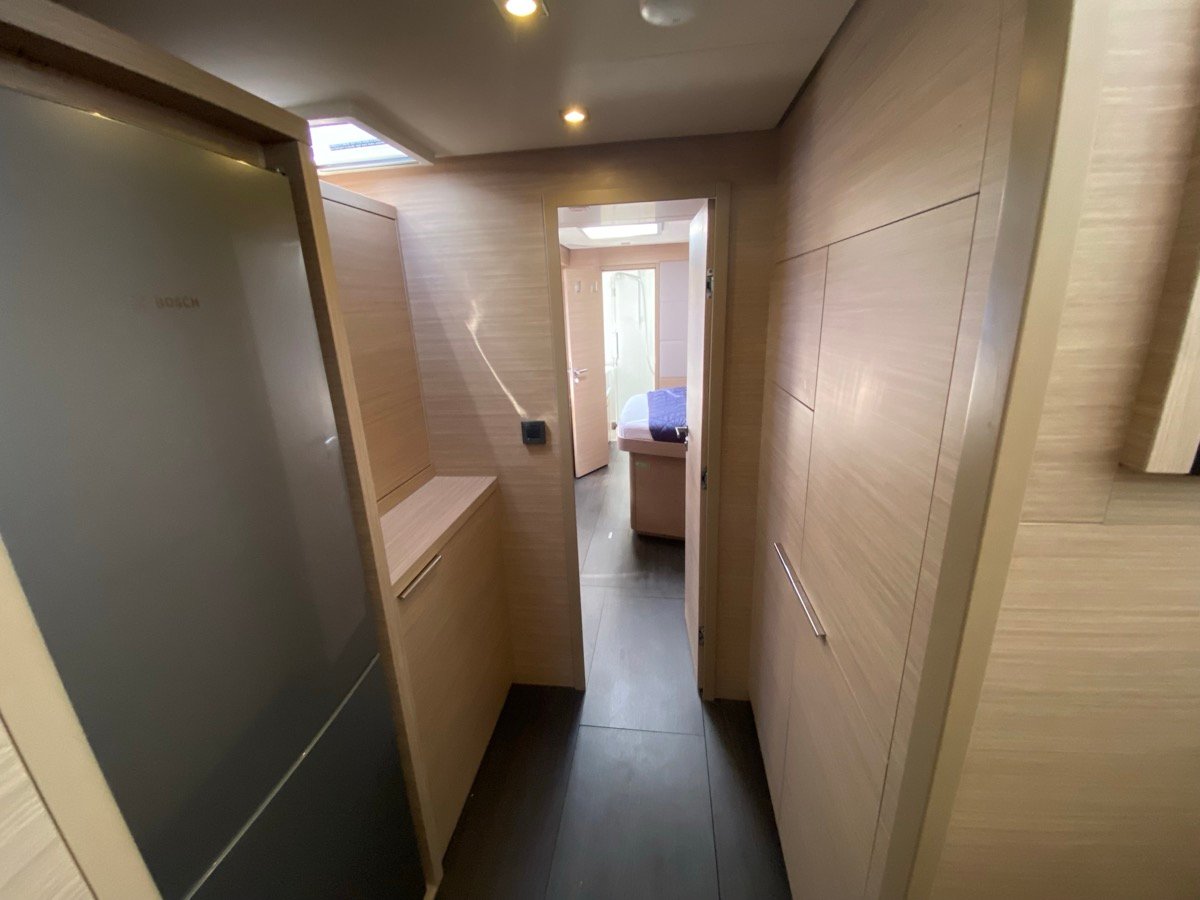 The Moon (SXM) - Catamaran in Marigot