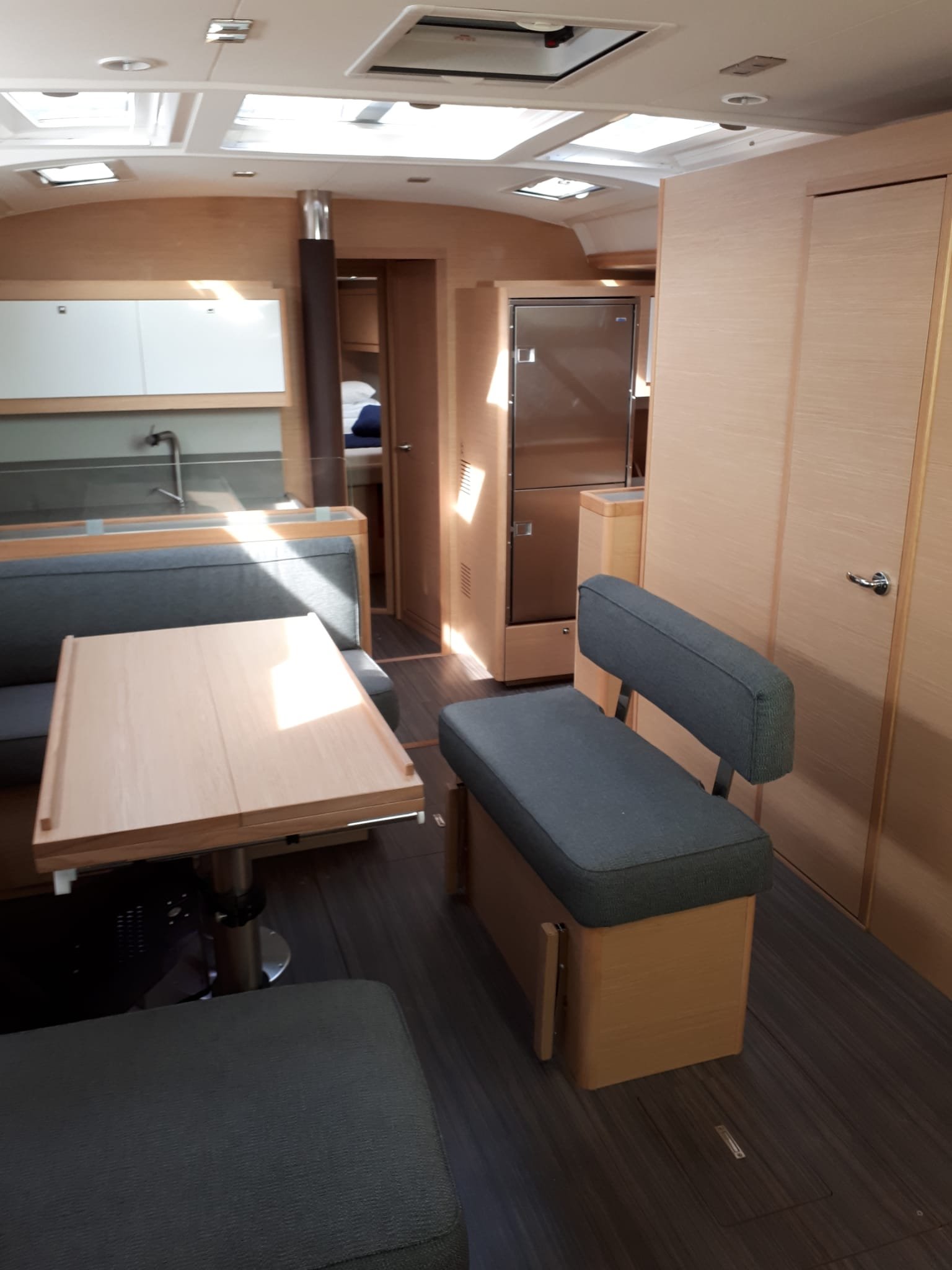 Cervantes - Sailboat in Olbia