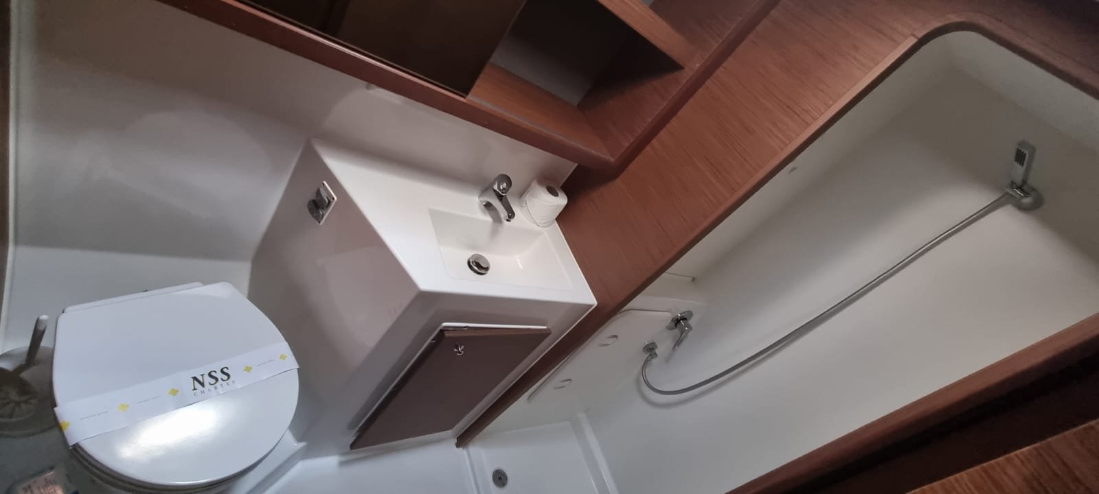 Gamma Leonis - Catamaran in Salerno