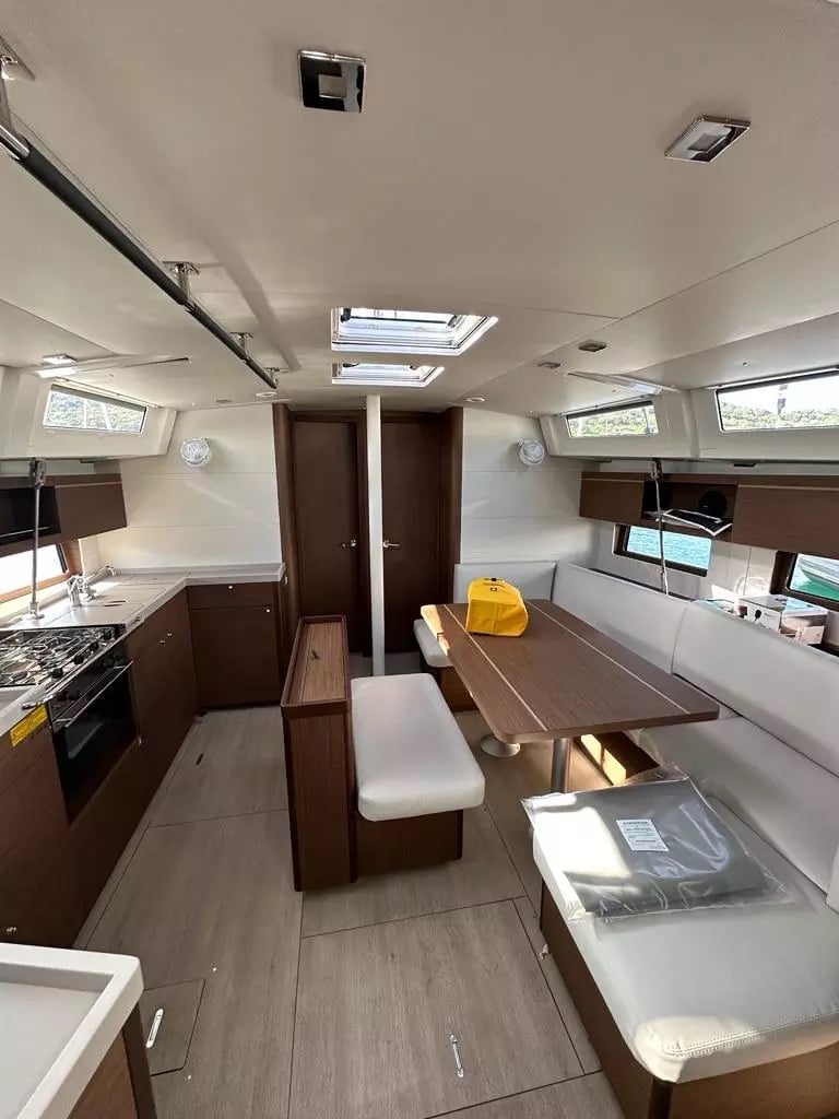 Moonraker - Sailboat in Olbia