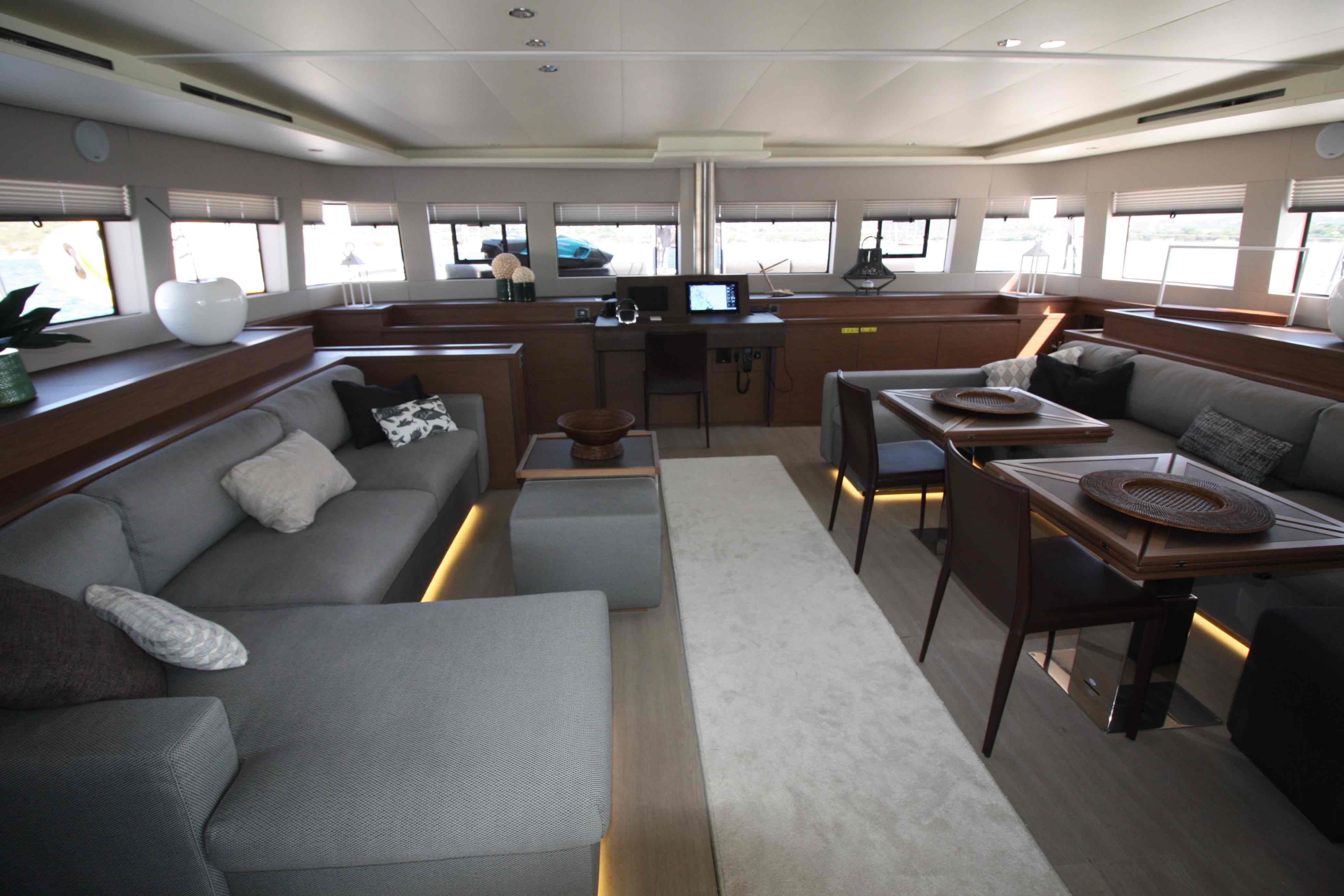 The Sun (TOR) - Catamaran in Wickhams Cay 2