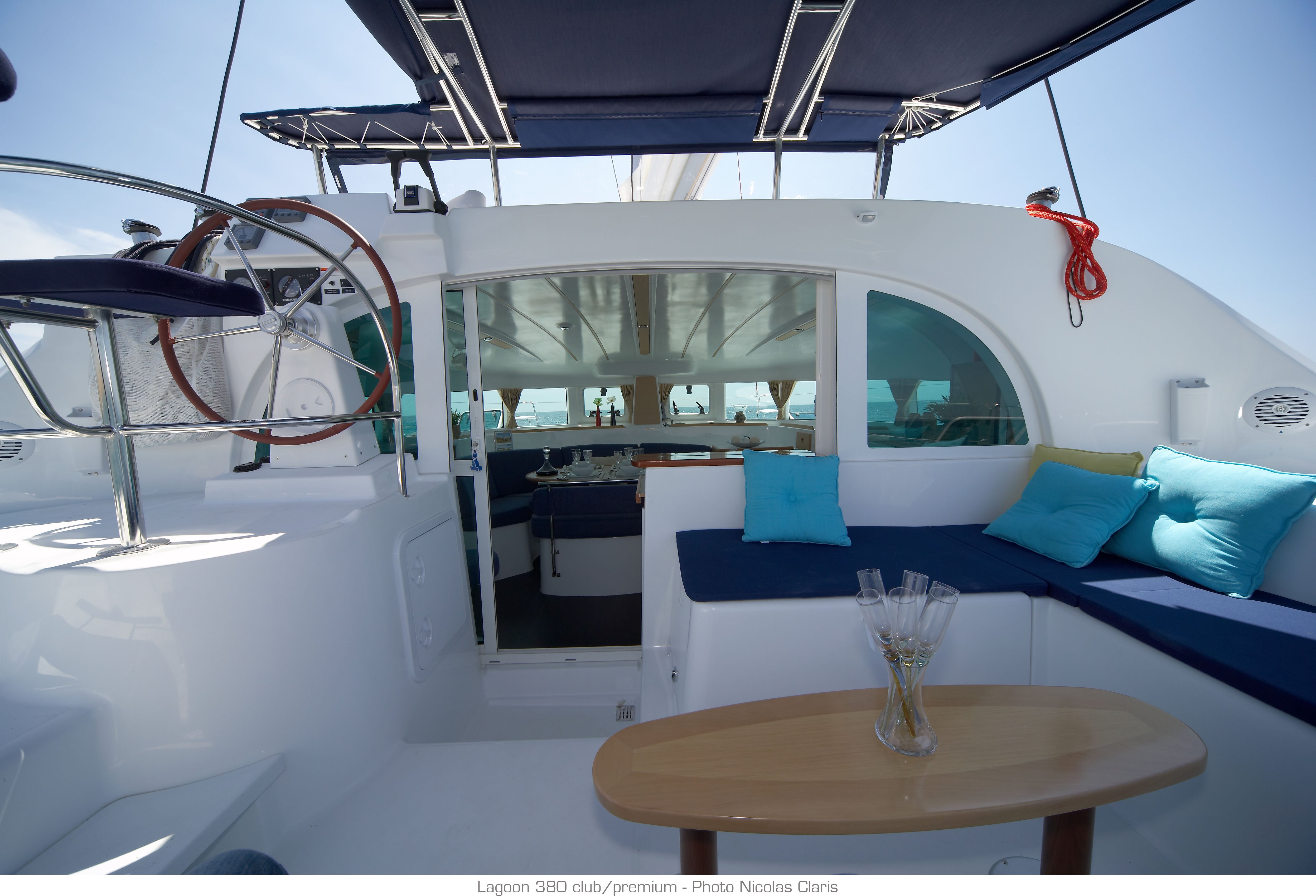 Naos - Catamaran in Olbia