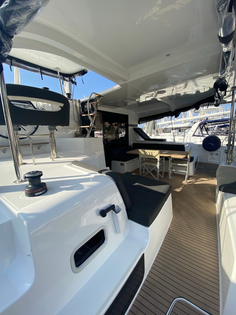 Delta Aquarii - Catamaran in Tonnarella