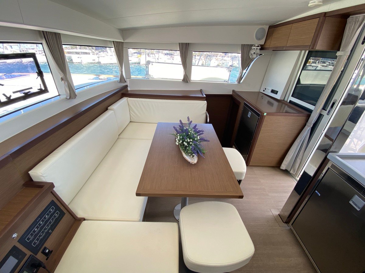 Aquila (WM, Inverter) - Catamaran in Olbia