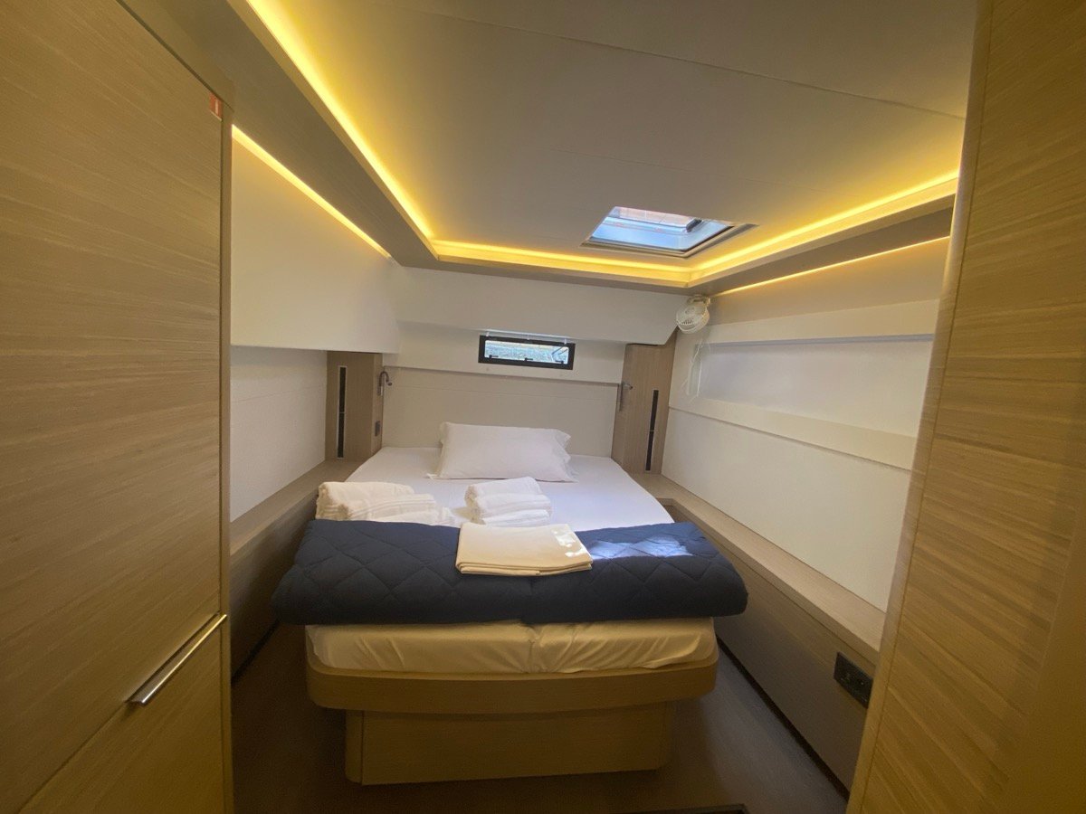 Sestante - Catamaran in Tonnarella