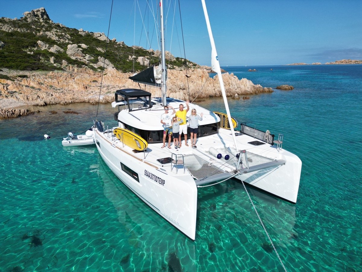 DJ - Catamaran in Olbia