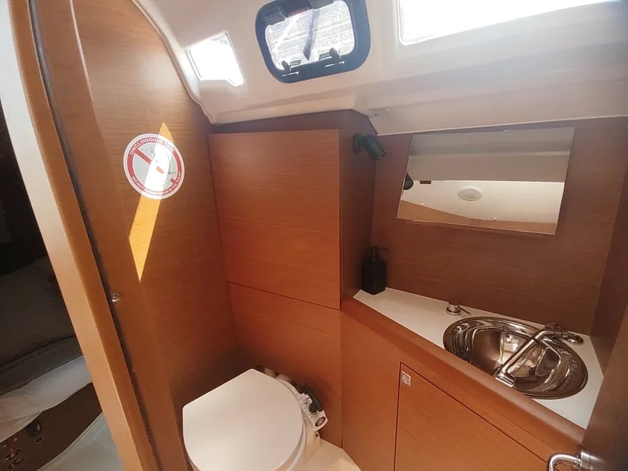 Fig - Sailboat in Pula