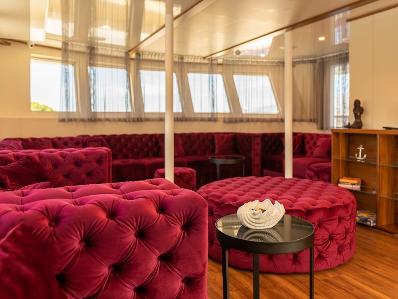 Yolo - Motor Yacht in Split