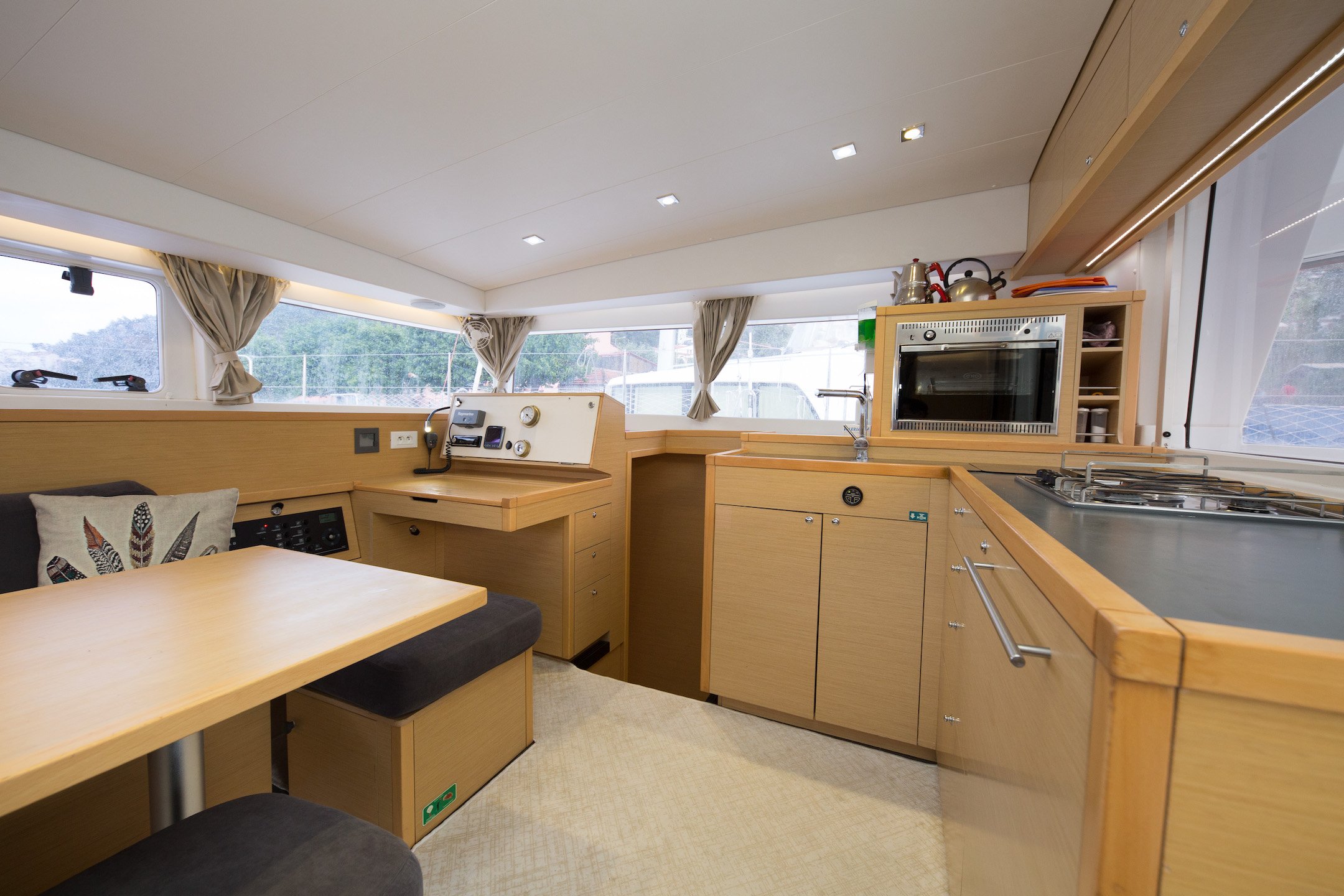 Suncity 2 - Katamaran içinde Karagözler