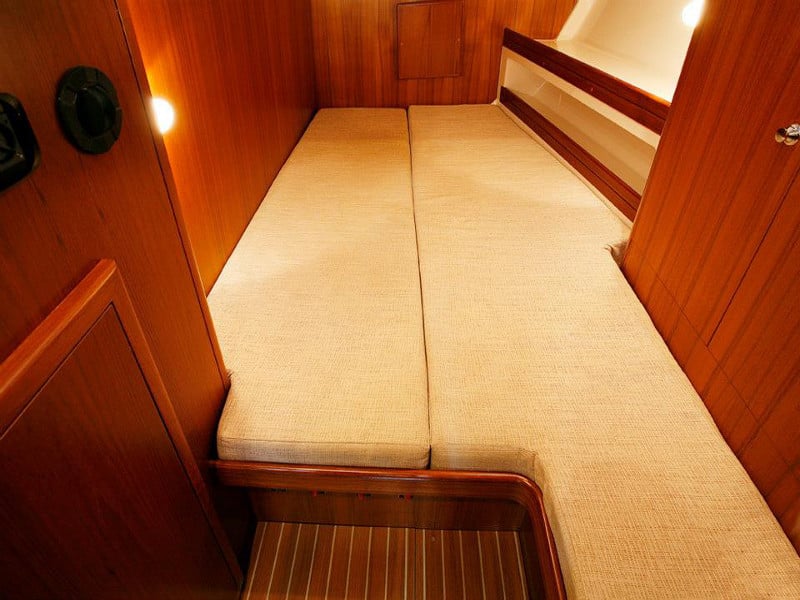 Parte II - Yelkenli içinde Alimos